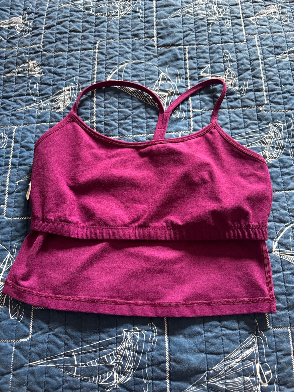 Beyond Yoga Magenta sports bra - racerback - Picture 4 of 4